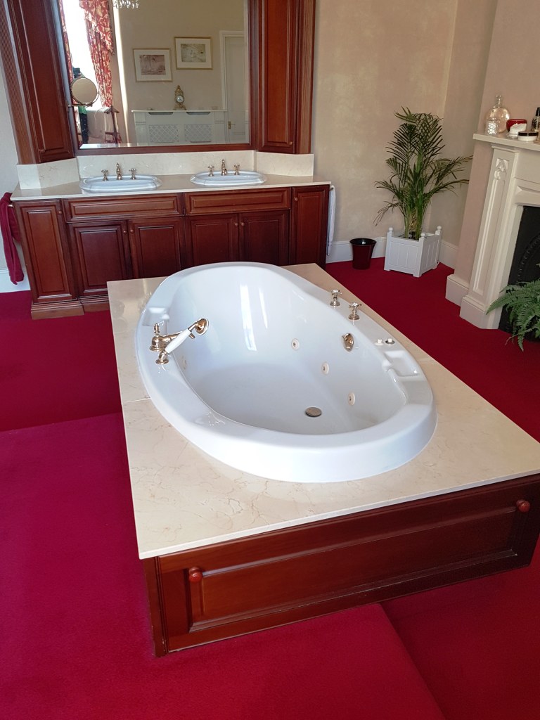 Marble Bath Surround After Polishing Bowden